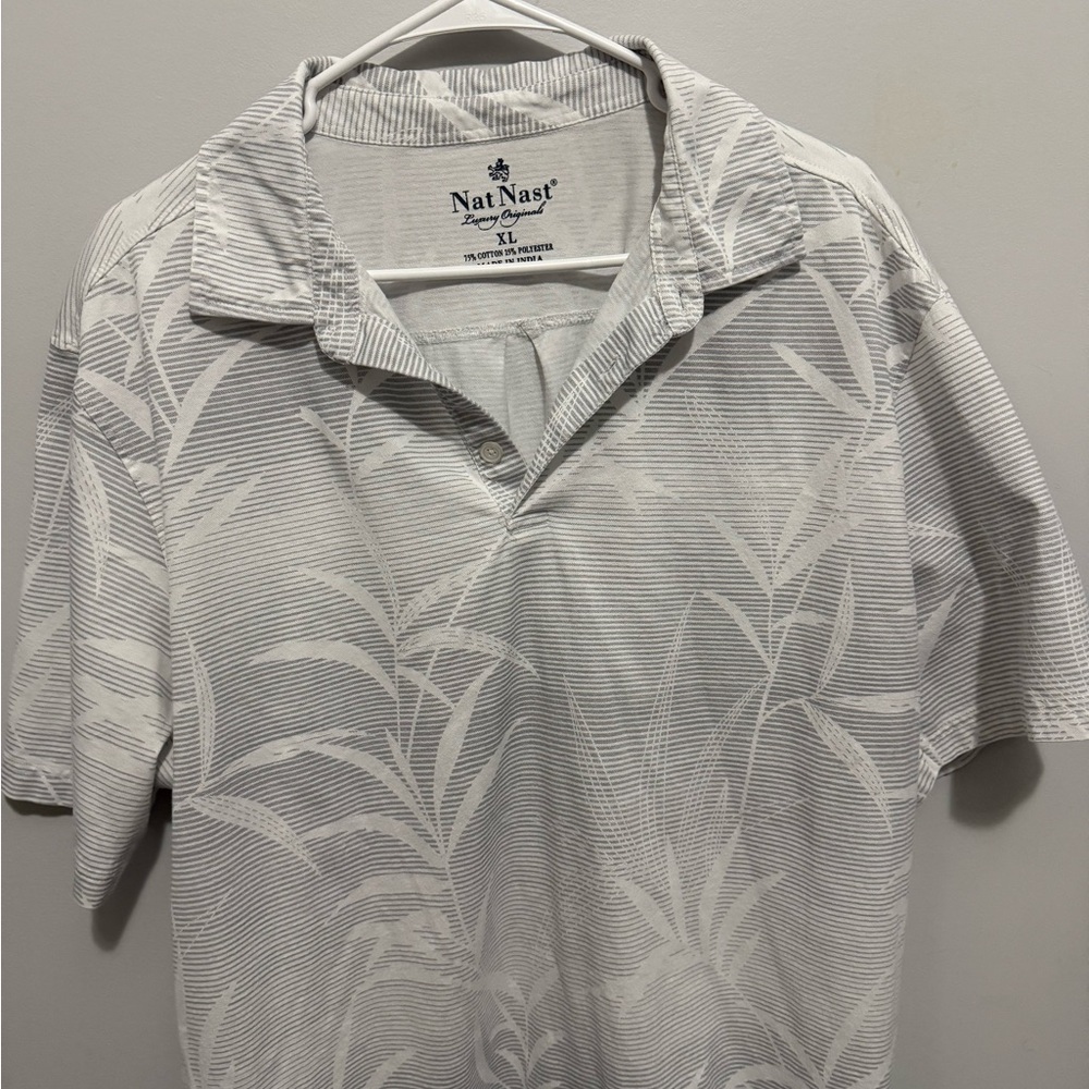 Nat Nast White Casual Button Down Shirt with Subtle Pattern